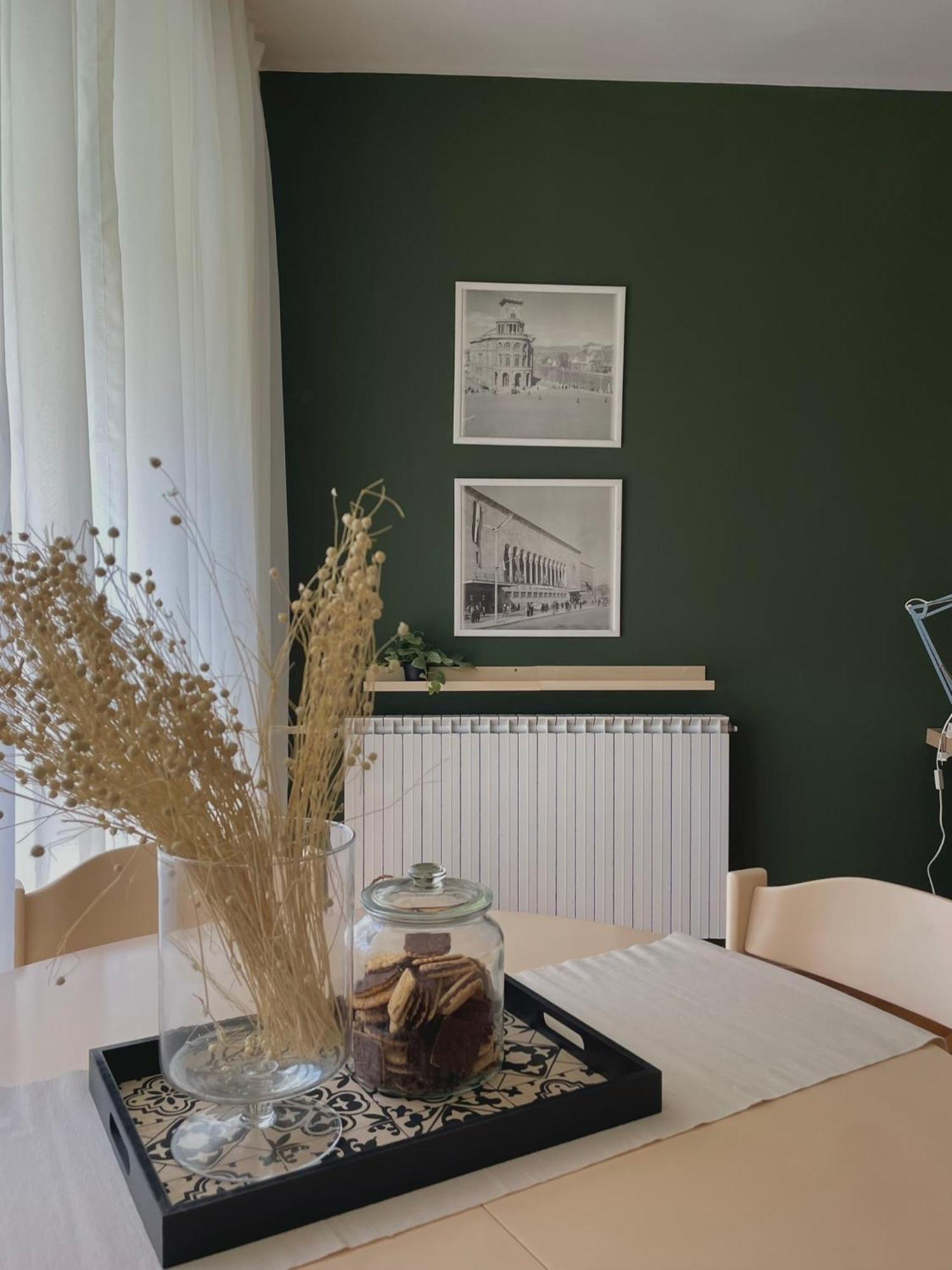 Lägenhet Debar Maalo 2bdrm Apt, 2 Min Walk To Park